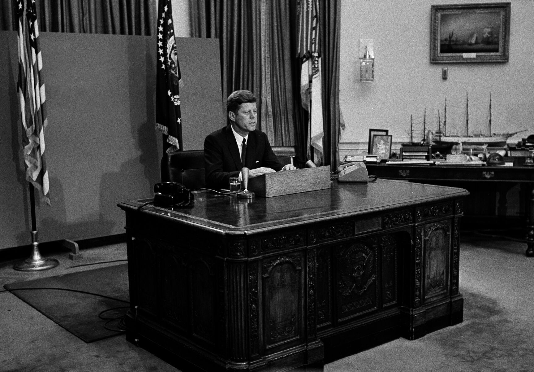 1963: The Equal Pay Act